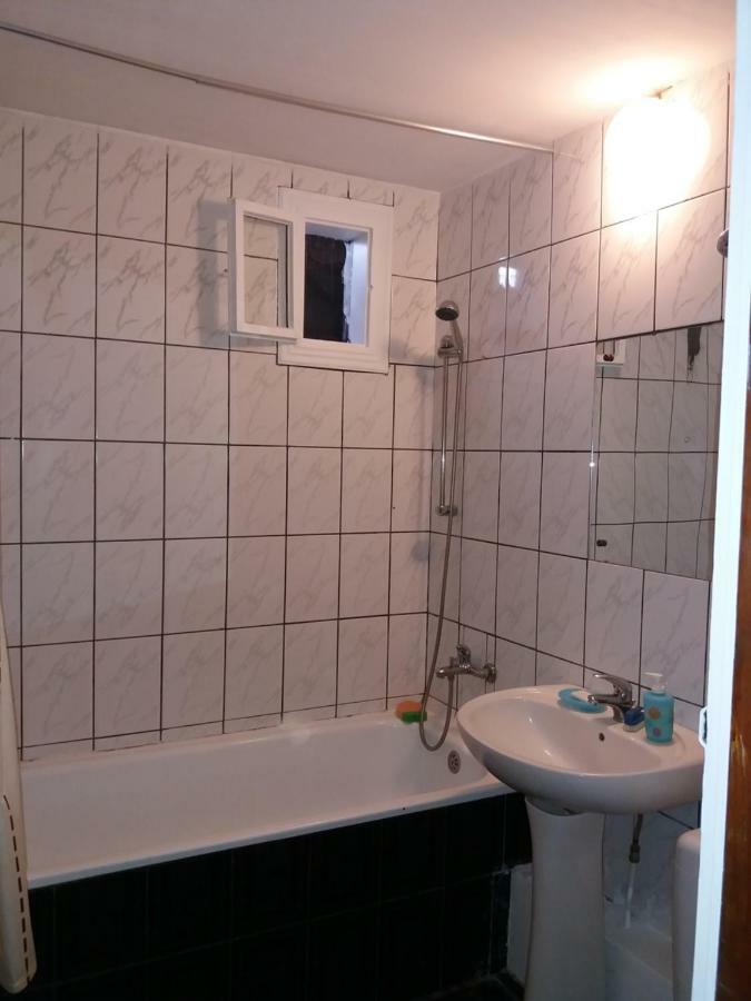 Jorali Apartment Oradea Exterior photo