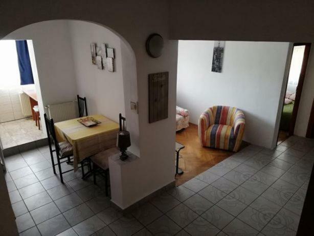 Jorali Apartment Oradea Exterior photo